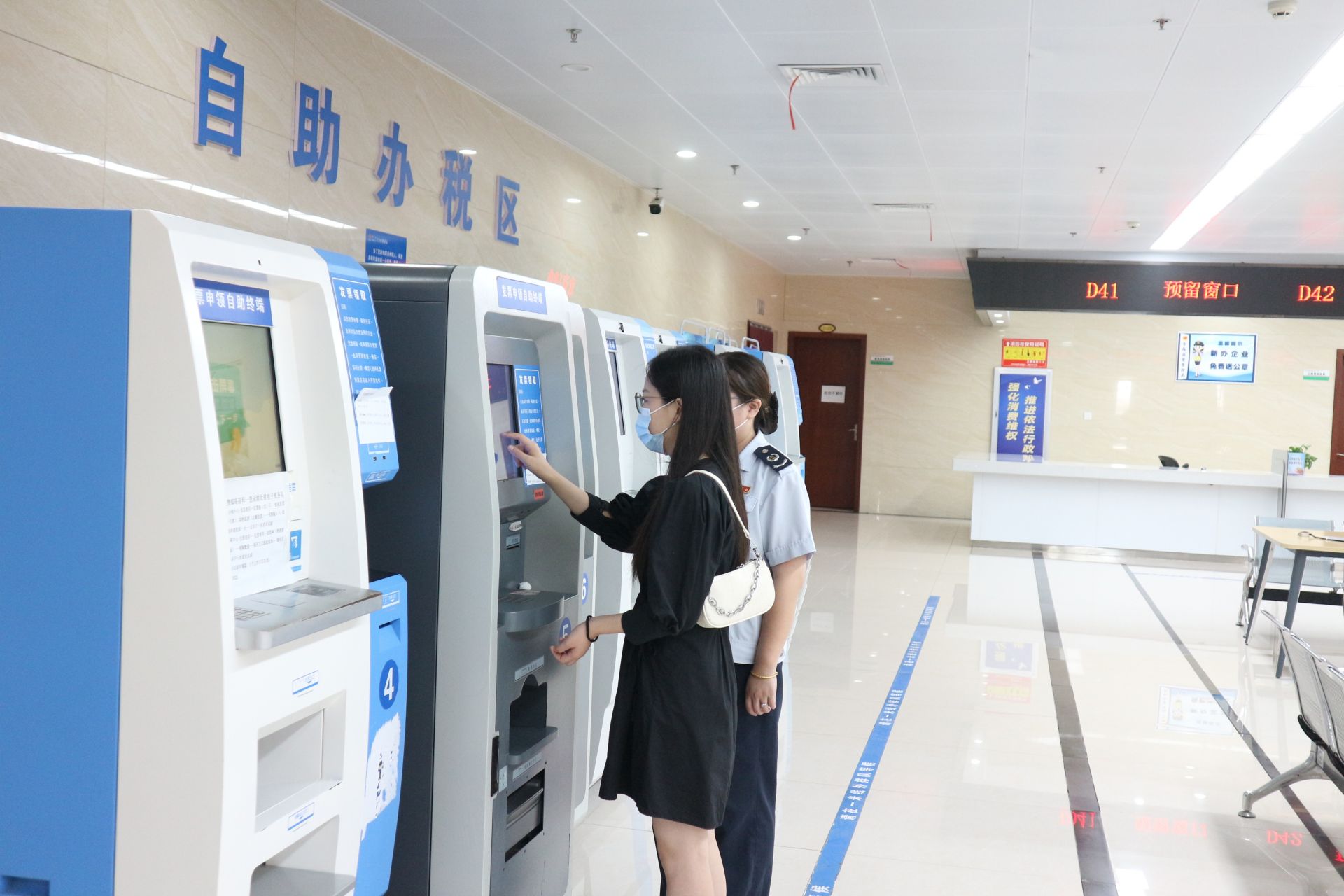 当好税务“店小二” 持续优化税收营商环境